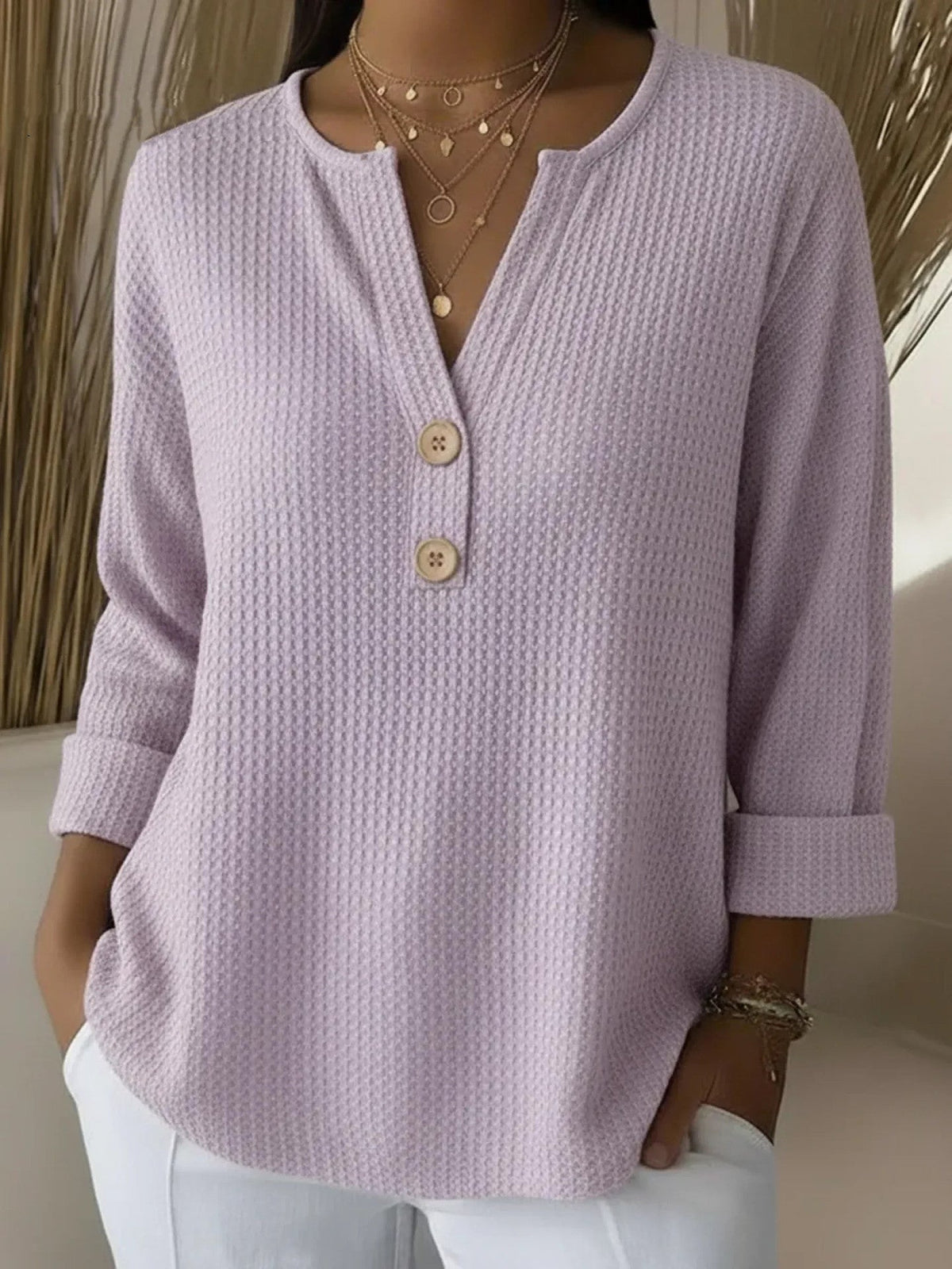 Jazmin | Camiseta henley gofrada con botones