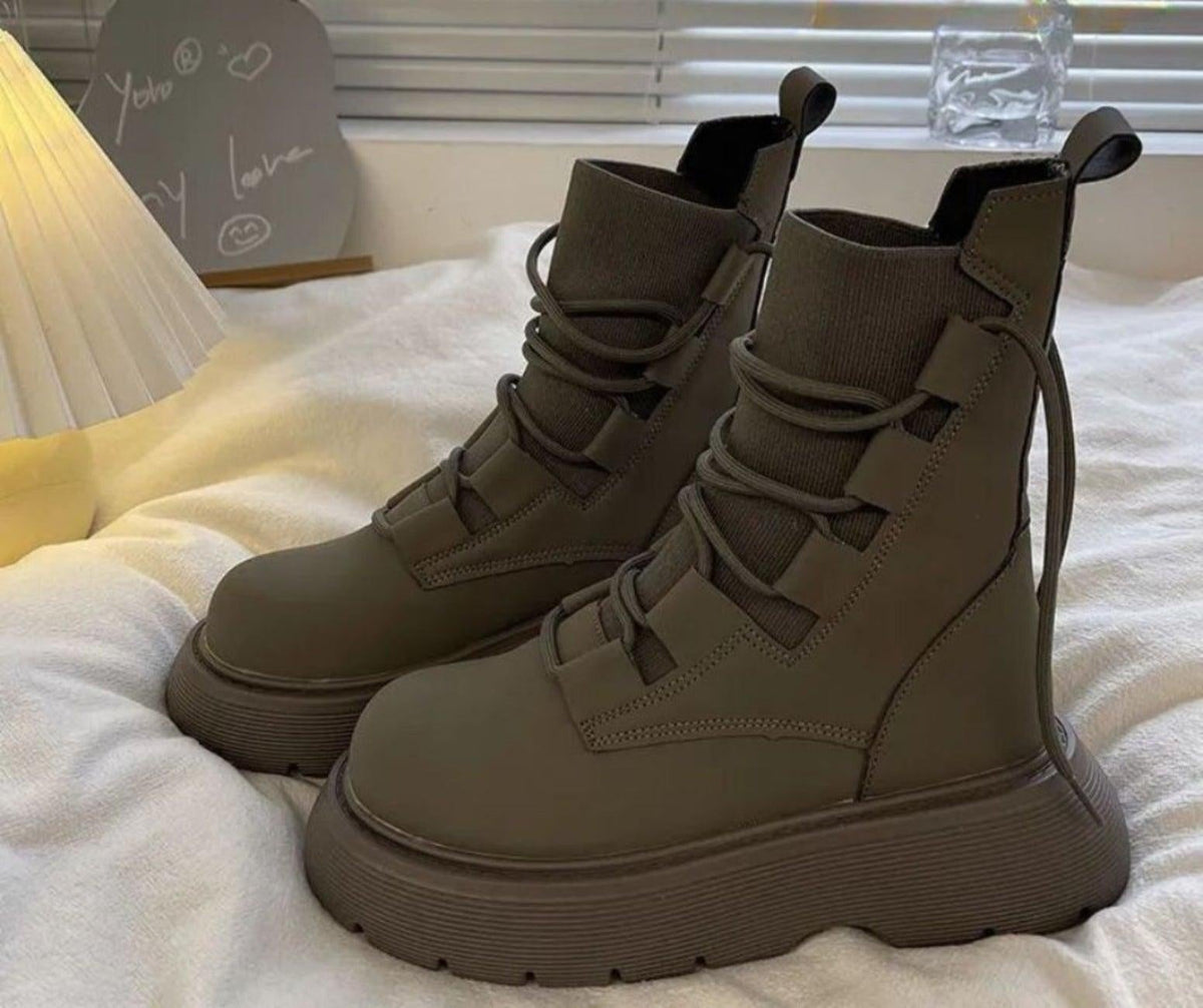 Neus | Botas militares con plataforma