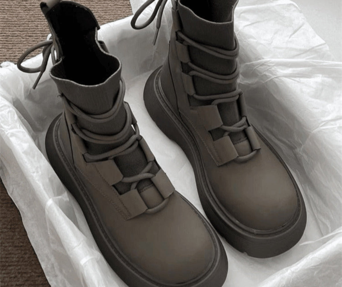 Selena | Botines de plataforma con cordones