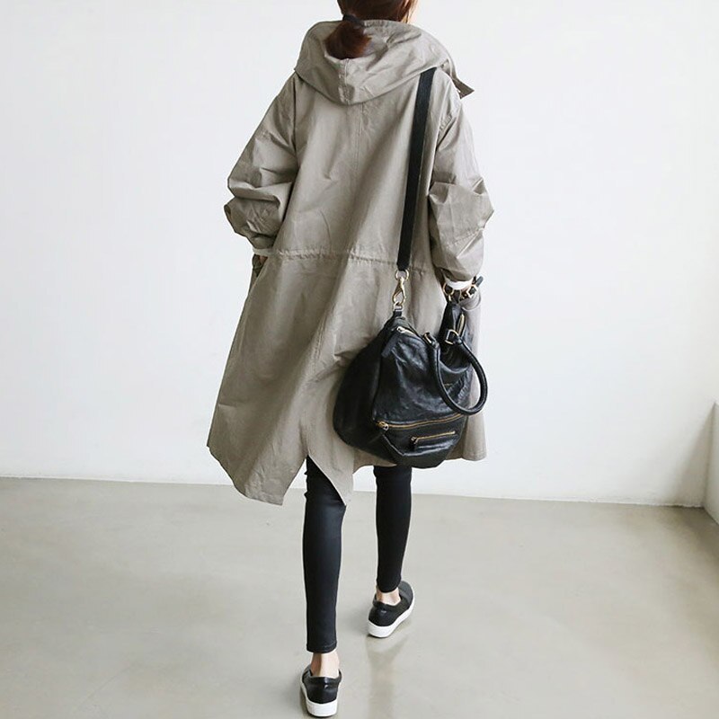 Chloe | Gabardina impermeable con cinturón
