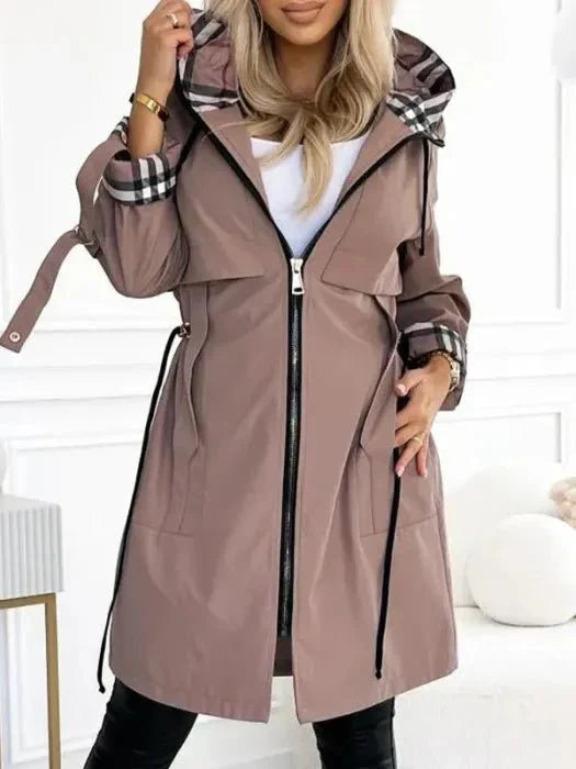 Claudia | Abrigo impermeable y cortavientos